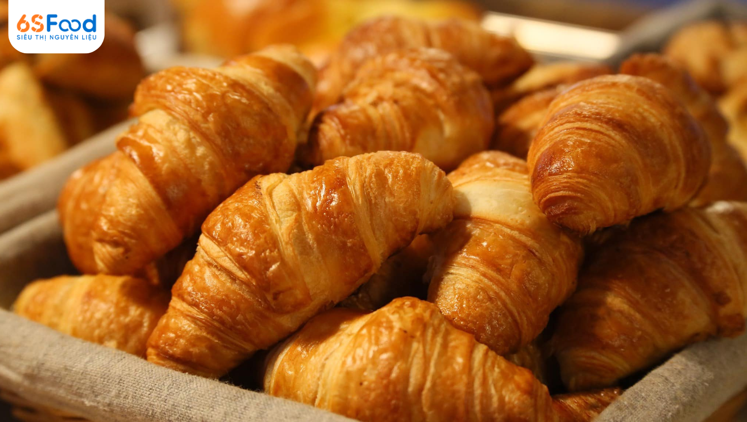 Bánh Croissant