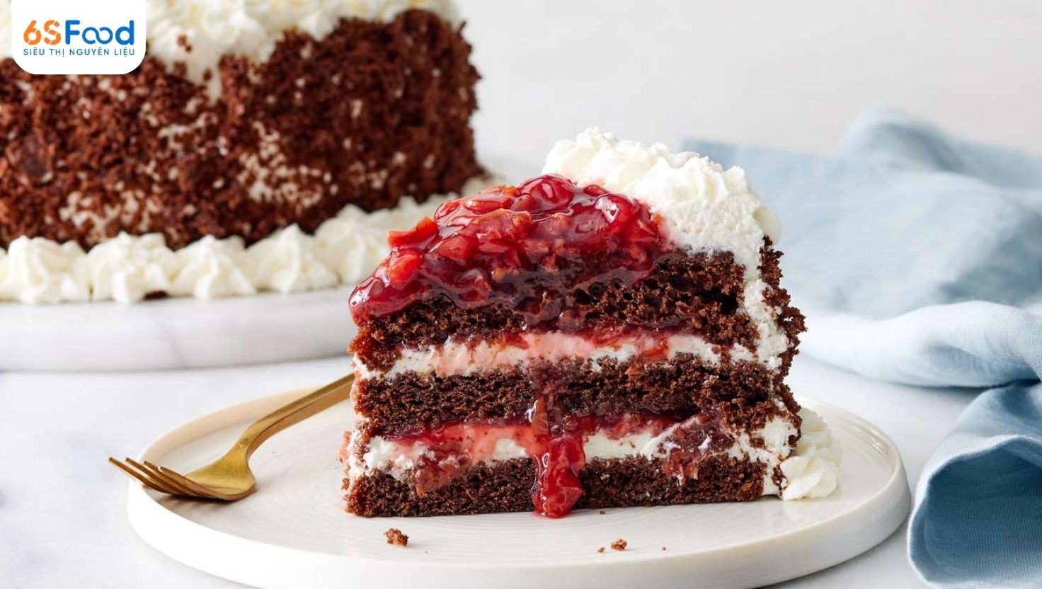 Black Forest Cake Giáng Sinh