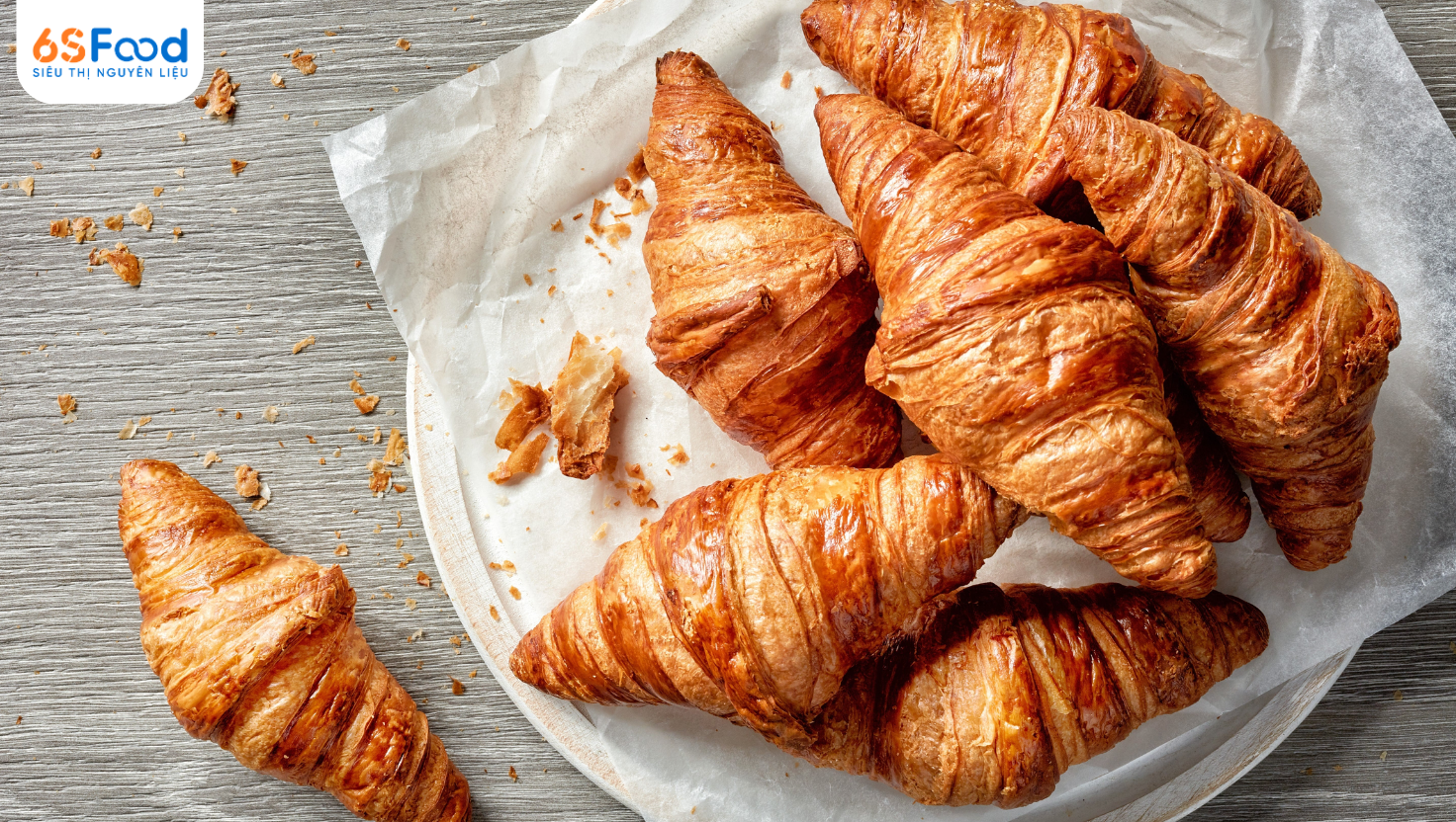 Bánh Croissant